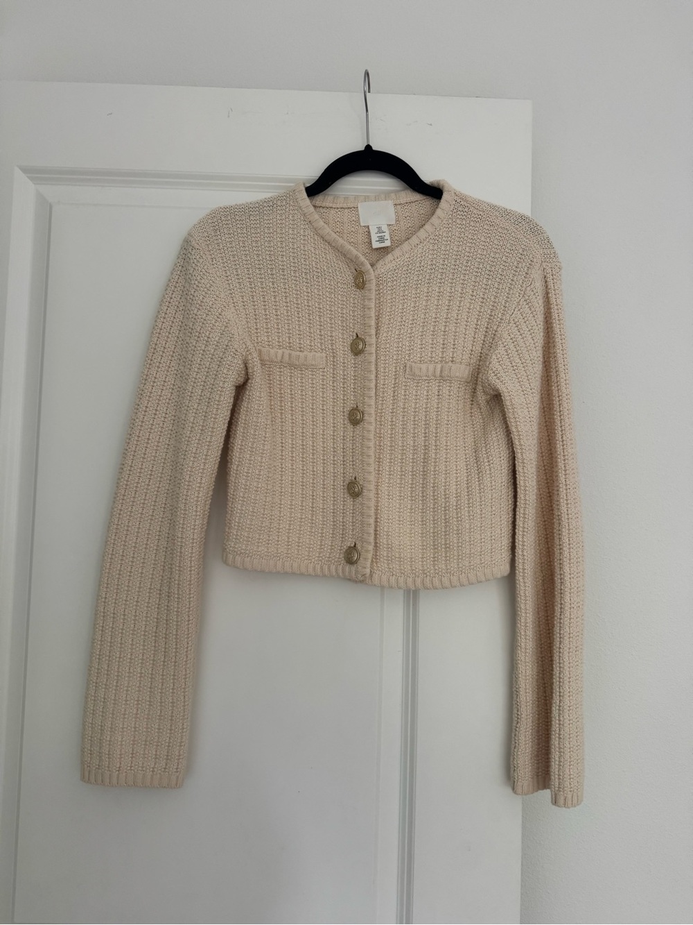 H&M women’s Cream Knit Cropped button detail Cardigan Sweater size small